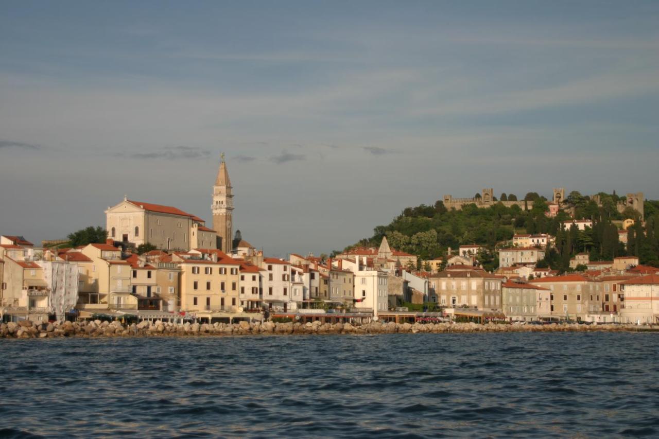 Sal & Mar Apartments Piran Luaran gambar